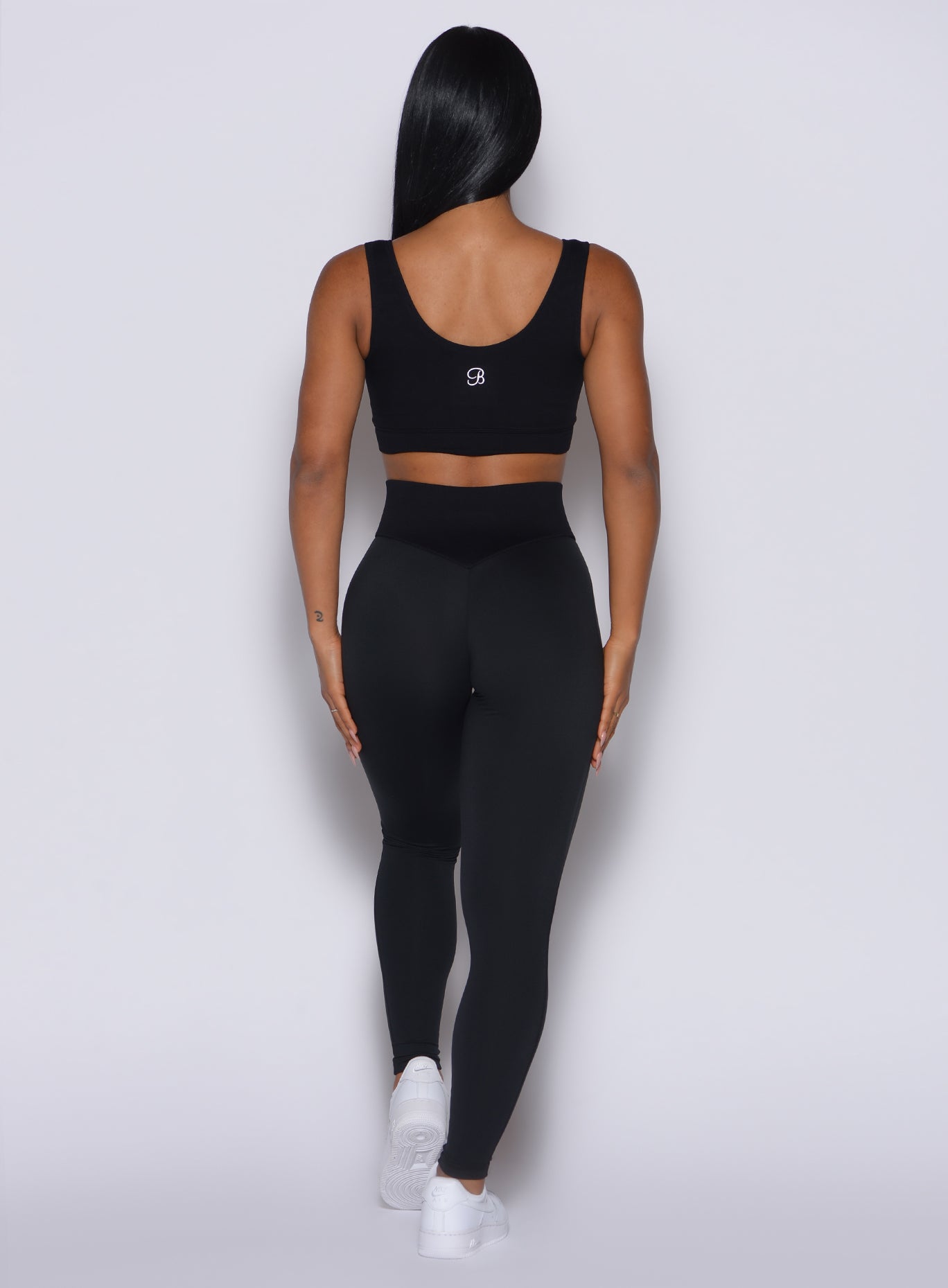 Figure Leggings - Image 4