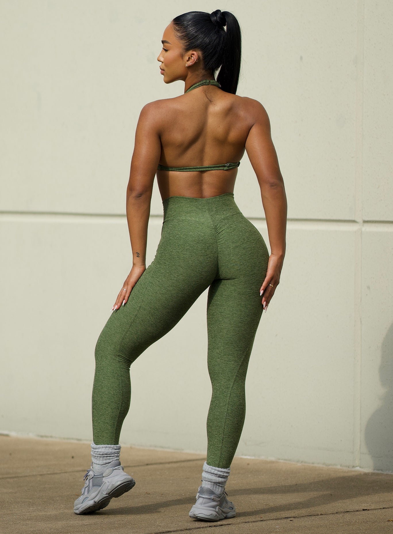 Curves 2.0 Leggings - Image 5